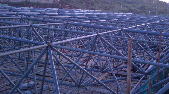 大连概述网架加工中对钢材的质量的过细恳求